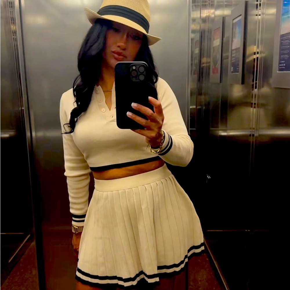 Elegant Knit Cream Skirt Set with Black Accents